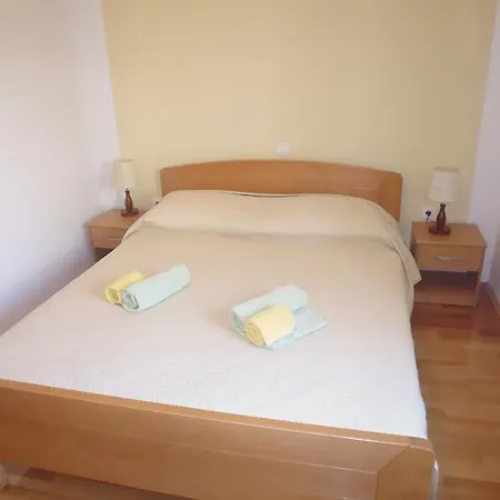 말리스코 흐바르