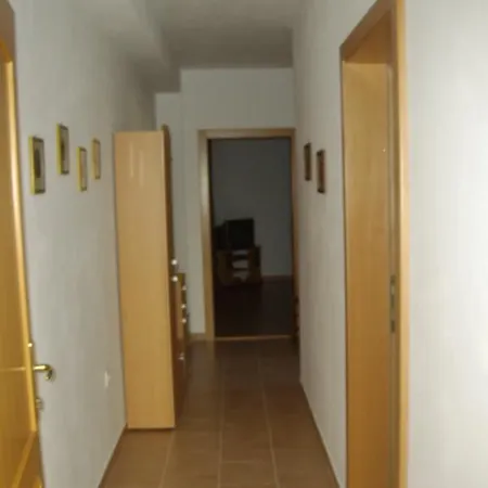 말리스코 아파트 흐바르